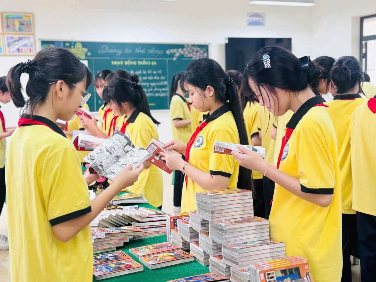 THƯ VIỆN TRƯỜNG THCS BÌNH MINH CHÀO MỪNG NGÀY SÁCH VÀ VĂN HÓA ĐỌC VIỆT NAM LẦN THỨ IV – NĂM 2025